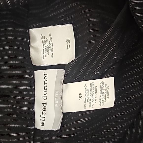 Alfred Dunner Petite Office Pinstripe Pull On Pants Petite Size 10P - Picture 4 of 8